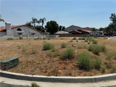 30640 Sparrow Hawk Drive