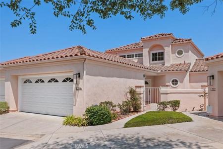 1206 Rue Saint Martin