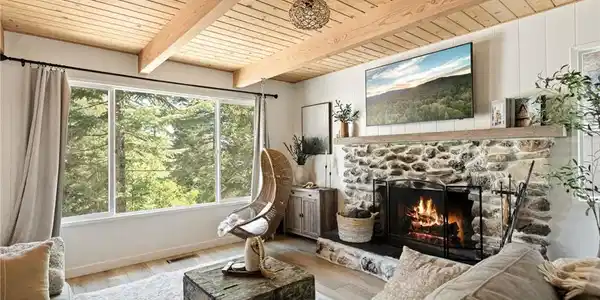 325 Primrose Circle