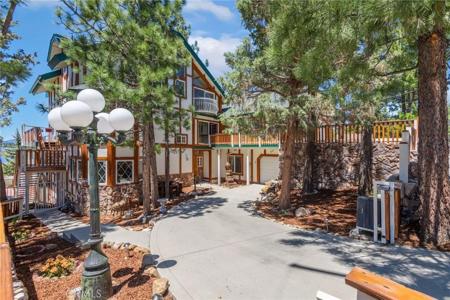 202 S Eagle Drive