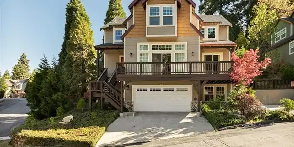 445 Clearwater Lane