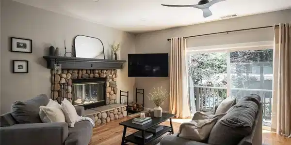 284 Cameo Drive