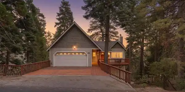 286 Birchwood