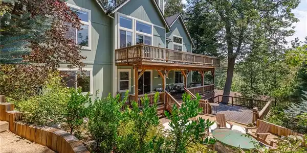 929 Lucerne Lane