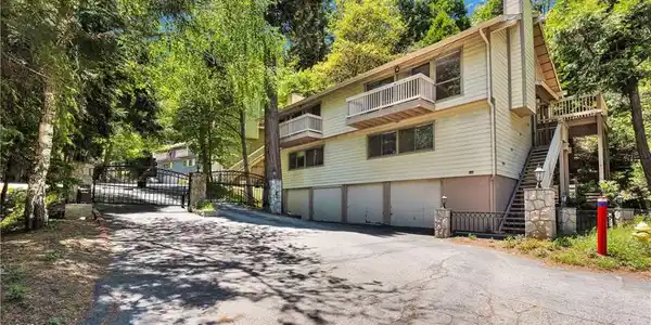 101 Rockledge Lane