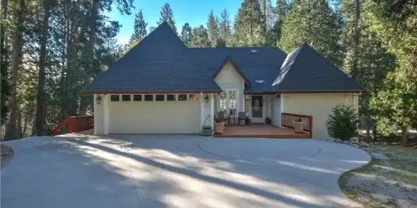 145 Birchwood