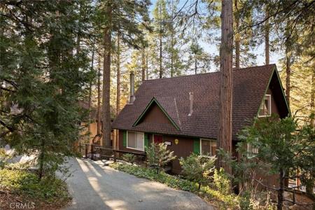 27390 Oakwood