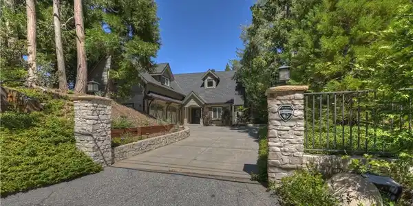 757 Nadelhorn Drive