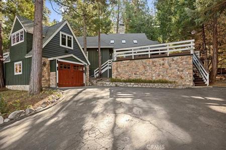 226 Holiday Drive