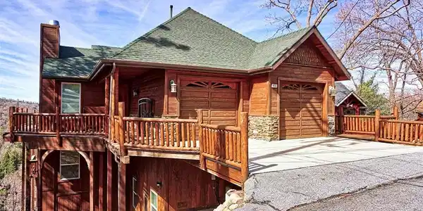 1438 Golden Rule Lane