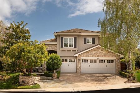 184 Halsbury Court