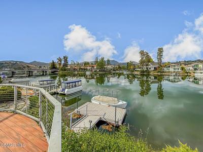 2772 Lakeridge Lane