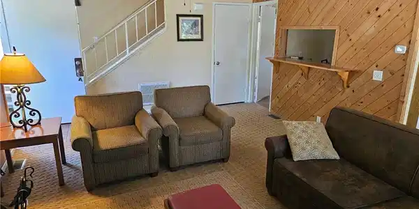 194 Rockledge