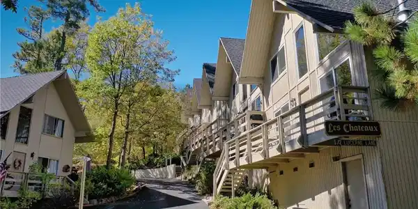 932 #2 Lucerne Lane