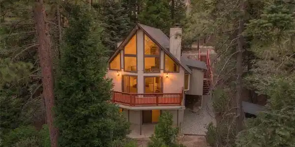 27302 Pinewood