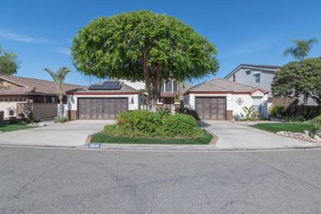 30245 White Wake