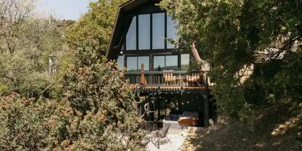 27585 Alpen Drive