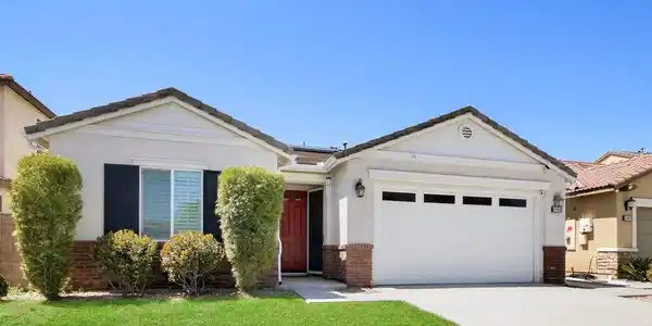 27819 Paddleboat Court