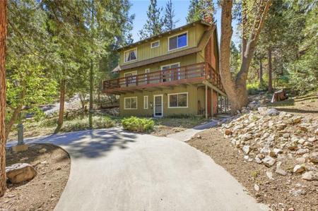 27352 Alpen Drive