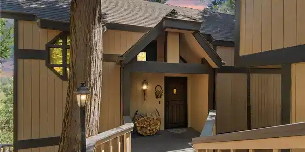 27403 Alpen Drive