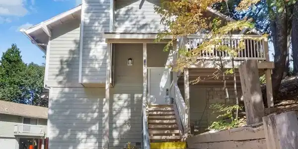 143 Rockledge Lane
