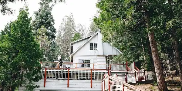 395 Primrose Circle