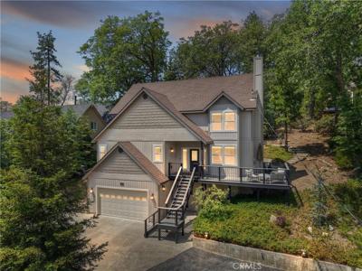 942 Lucerne Lane