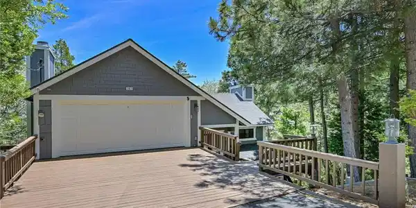 361 Grizzly Road