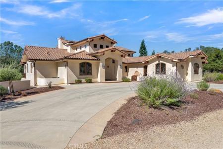 8820 Cantinas Point