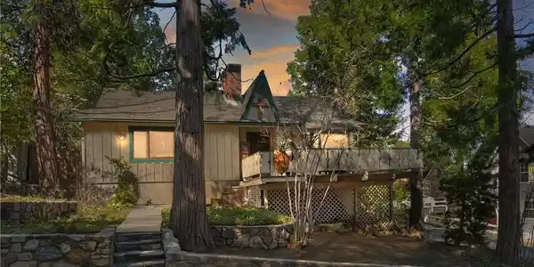 292 Heliotrope Drive