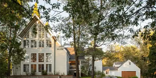 869 Shelter Cove
