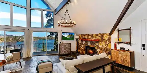 28919 Palisades Drive