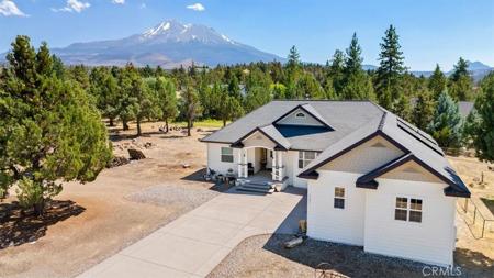 5541 Lake Shastina Drive