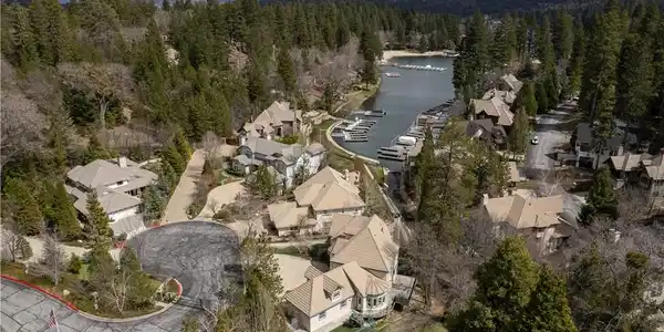 27539 Meadow Cove Court