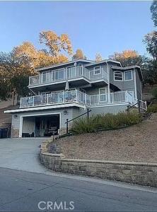 2762 Oak Shores Drive