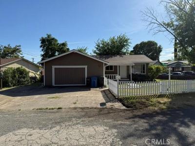 2911 Rancho Vista Dr