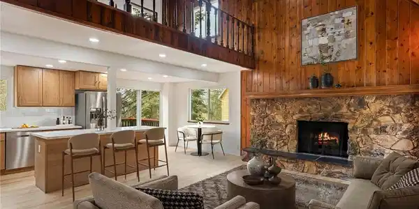 1076 Grass Valley Road