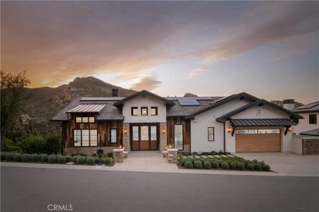 2775 Calbourne Lane