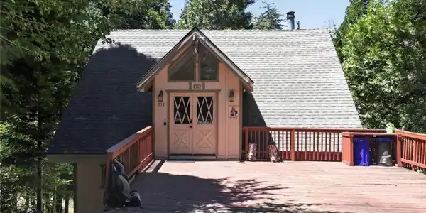 338 Mittry Lane