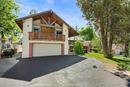 1042 Pine Mountain Drive