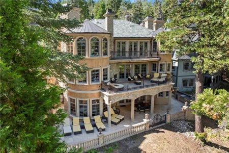 207 Blue Lake Road