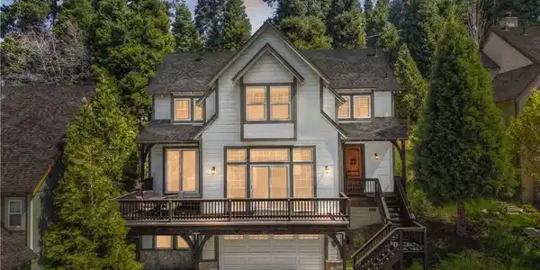 455 Clearwater Lane