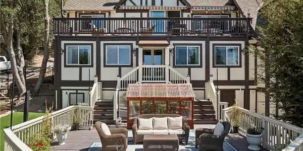1298 Yellowstone Drive