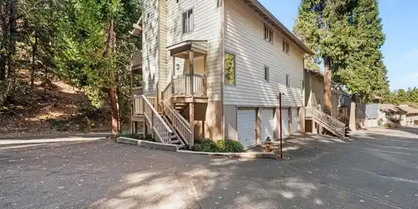 112 Rockledge
