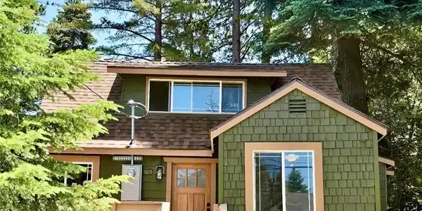 585 Arrowhead Villa Road