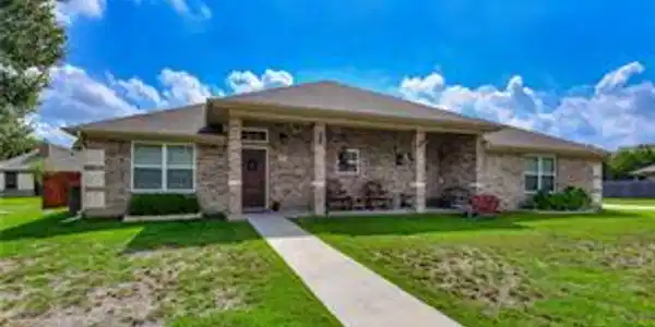 27 Blue Roan Drive