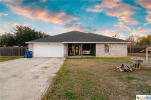104 Woodlake Drive