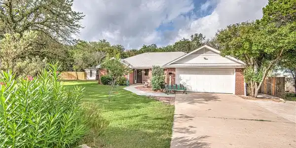 10 S Compass Lane