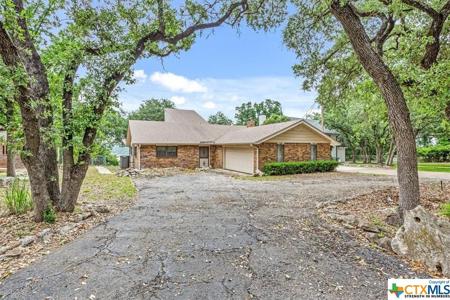 509 Arrowhead Point Road