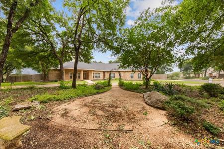 3200 Grove Court
